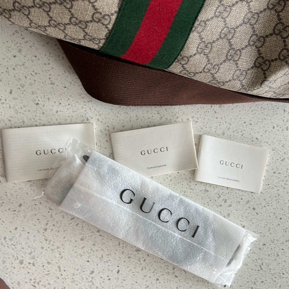 Gucci Ophidia GG medium carry-on duffle